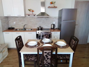 IL TRAMONTO APARTMENT 1